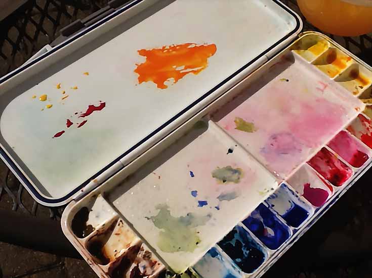 Watercolor palette for mixing colors